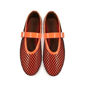 Megnarcm Black Round Toe flats With An Orange Patent Leather Trim